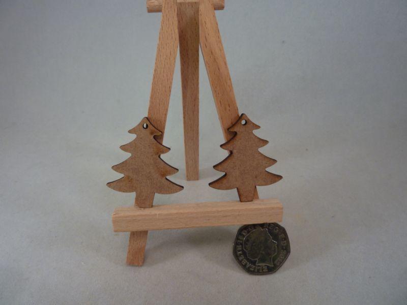 2 mm MDF Christmas Trees - 4 cm with hanging hole